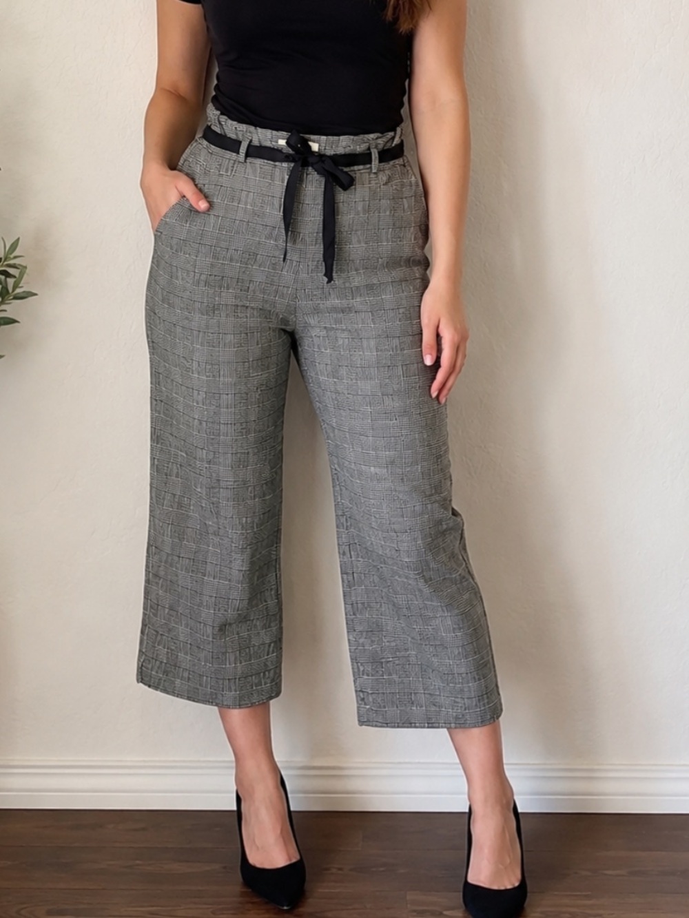 White House Black Market Black & Gray Plaid Cropped Wide-Leg Pants